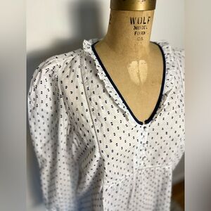 LOFT adorable navy and white spring/summer long sleeve blouse size small
